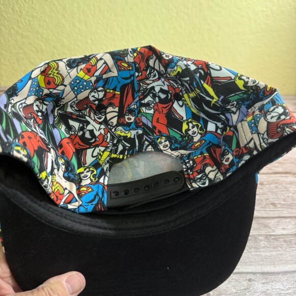 DC Comics Superwomen Baseball Cap Snap Adjustable Back New Other - Picture 9 of 9